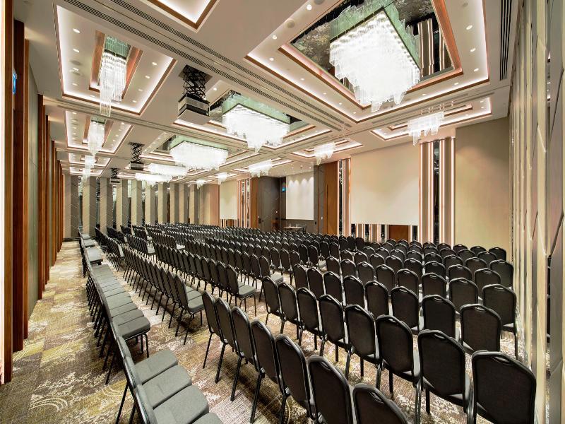Doubletree By Hilton Istanbul - Piyalepasa Hotel Luaran gambar The Grand Ballroom