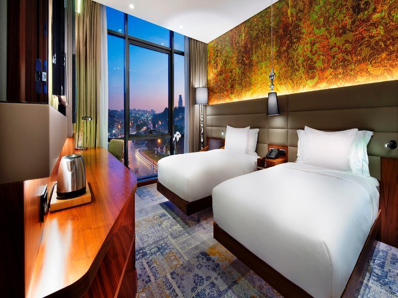 Doubletree By Hilton Istanbul - Piyalepasa Hotel Luaran gambar Deluxe Room